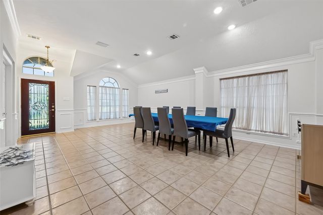 10827 Oak Bayou Lane, Houston, TX 77064