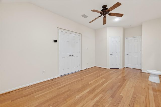 10827 Oak Bayou Lane, Houston, TX 77064