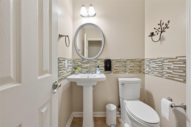 10827 Oak Bayou Lane, Houston, TX 77064