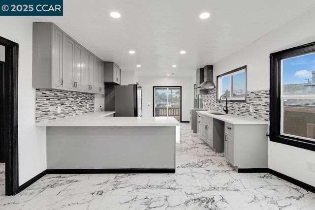 840 7Th St, Richmond, CA 94801