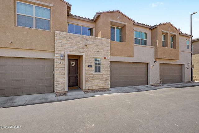 753 E BEAUCHAMP Drive 102, Gilbert, AZ 85297