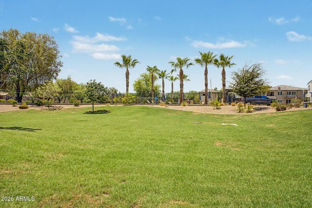 753 E BEAUCHAMP Drive 102, Gilbert, AZ 85297