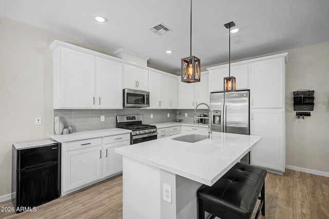 753 E BEAUCHAMP Drive 102, Gilbert, AZ 85297
