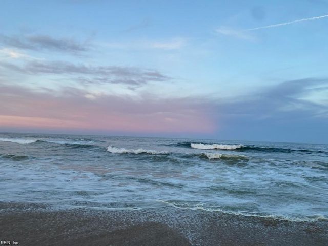 205 62nd ST, Virginia Beach, VA 23451