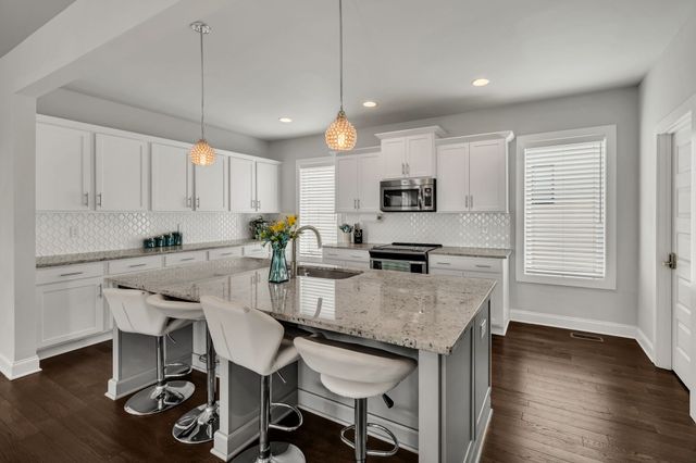 719 Douglas Ave Ste 11, Nashville, TN 37207