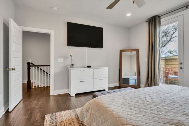 719 Douglas Ave Ste 11, Nashville, TN 37207