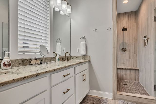 719 Douglas Ave Ste 11, Nashville, TN 37207