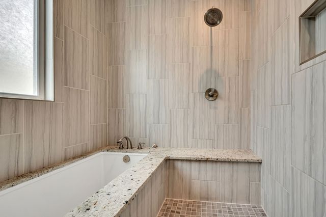 719 Douglas Ave Ste 11, Nashville, TN 37207