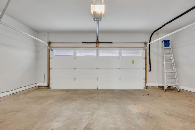 719 Douglas Ave Ste 11, Nashville, TN 37207