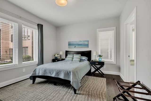 719 Douglas Ave Ste 11, Nashville, TN 37207