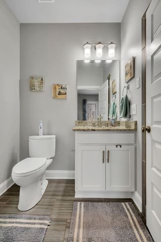 719 Douglas Ave Ste 11, Nashville, TN 37207