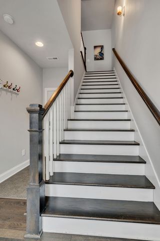 719 Douglas Ave Ste 11, Nashville, TN 37207