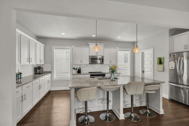 719 Douglas Ave Ste 11, Nashville, TN 37207