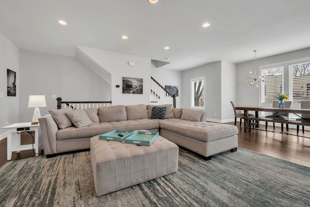 719 Douglas Ave Ste 11, Nashville, TN 37207