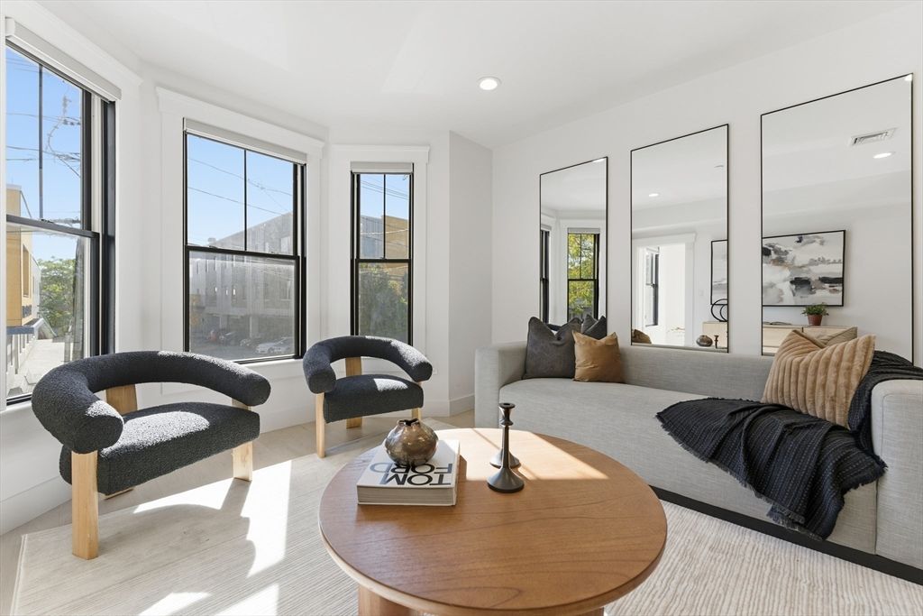 398 Bremen Street 2, Boston, MA 02128