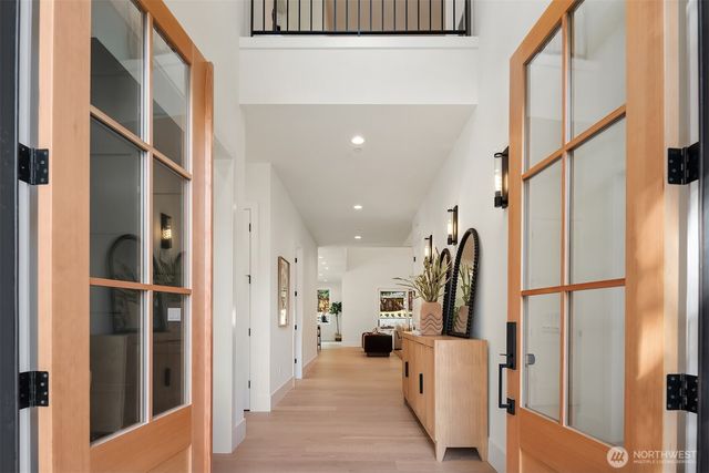 1917 166th Place NE, Bellevue, WA 98008