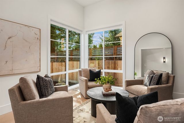 1917 166th Place NE, Bellevue, WA 98008