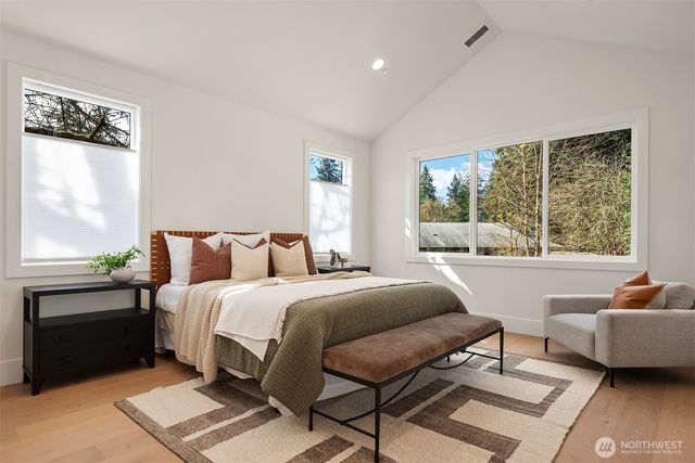 1917 166th Place NE, Bellevue, WA 98008