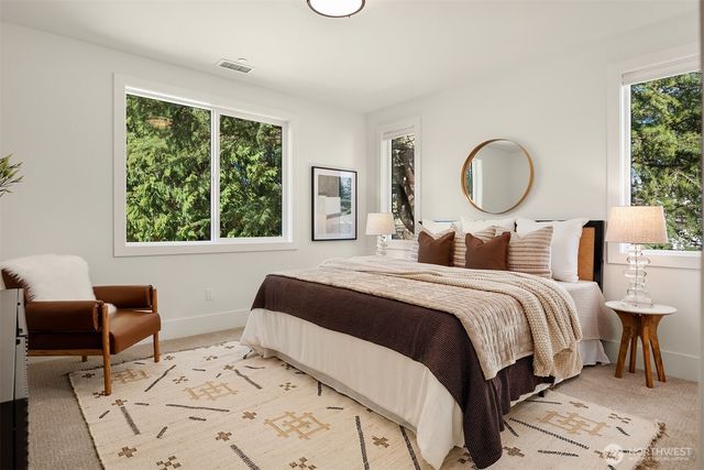 1917 166th Place NE, Bellevue, WA 98008