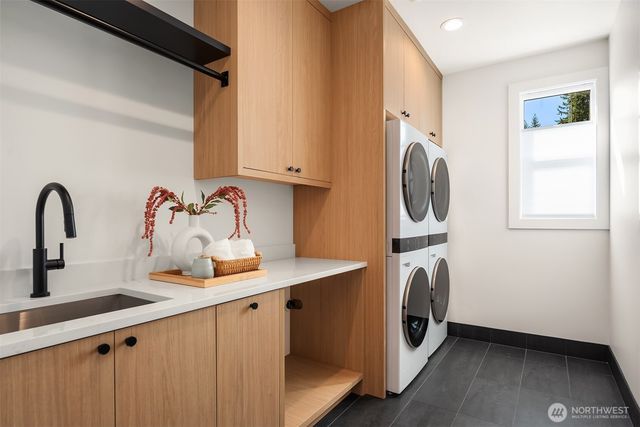 1917 166th Place NE, Bellevue, WA 98008