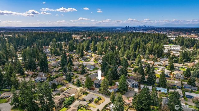 1917 166th Place NE, Bellevue, WA 98008