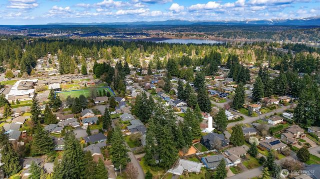 1917 166th Place NE, Bellevue, WA 98008