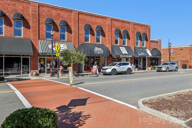 139 Lamplighter Lane, Mooresville, NC 28115