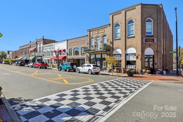 139 Lamplighter Lane, Mooresville, NC 28115