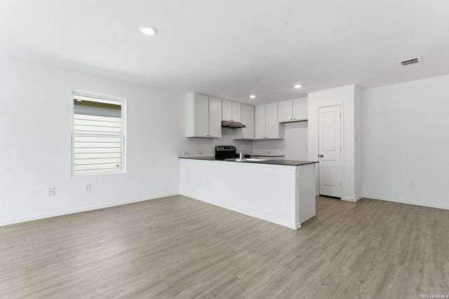 7638 Nessie, San Antonio, TX 78227