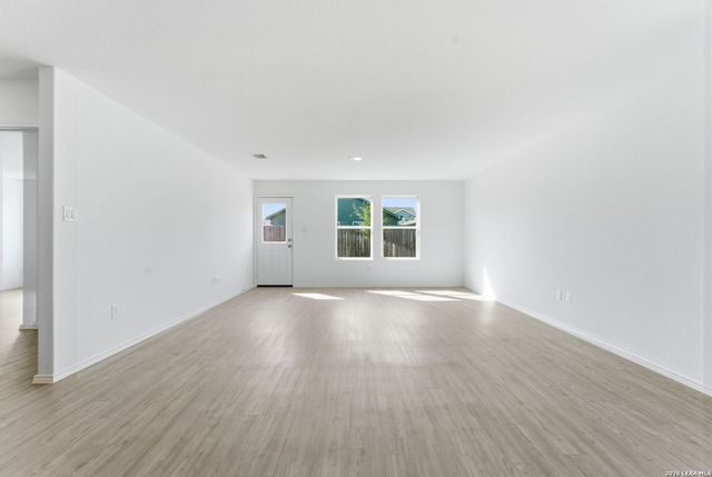 7638 Nessie, San Antonio, TX 78227