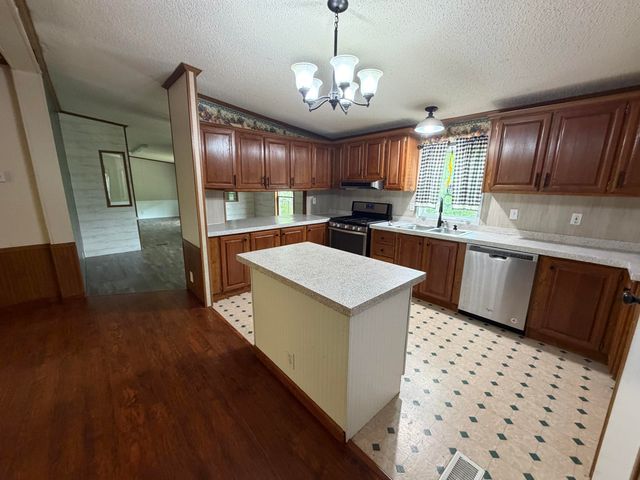 1290 Bacon Creek Road, Corbin, KY 40701