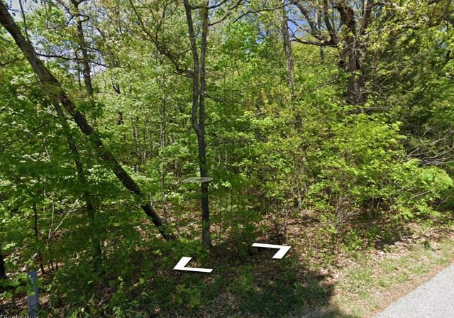 York Drive, Bella Vista, AR 72714