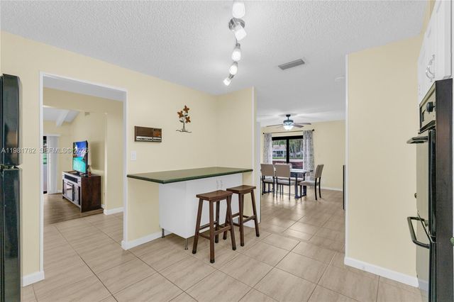 11709 Melaleuca Way, Cooper City, FL 33026