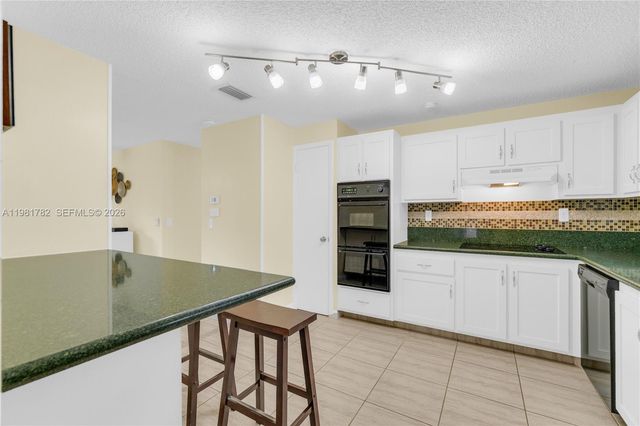 11709 Melaleuca Way, Cooper City, FL 33026