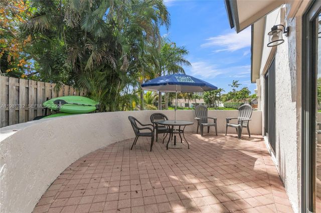 11709 Melaleuca Way, Cooper City, FL 33026