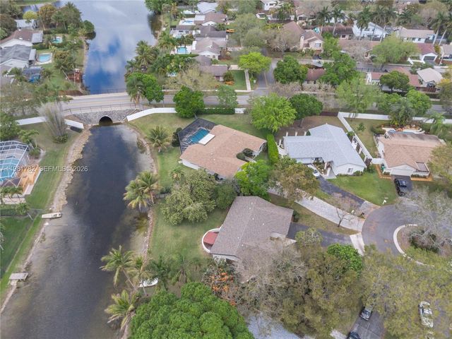 11709 Melaleuca Way, Cooper City, FL 33026