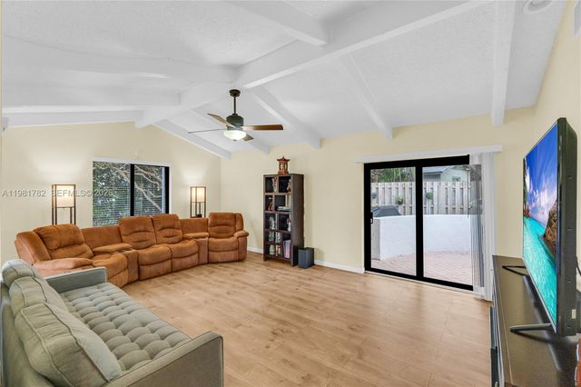 11709 Melaleuca Way, Cooper City, FL 33026