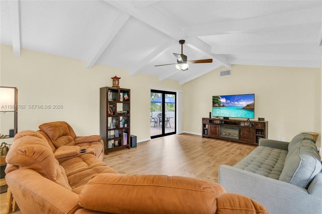 11709 Melaleuca Way, Cooper City, FL 33026