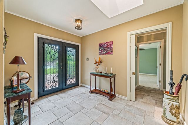 1517 Lakeview Court, Granbury, TX 76048