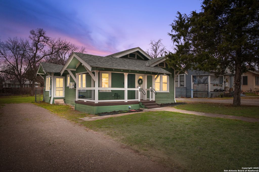 1214 E DREXEL AVE, San Antonio, TX 78210