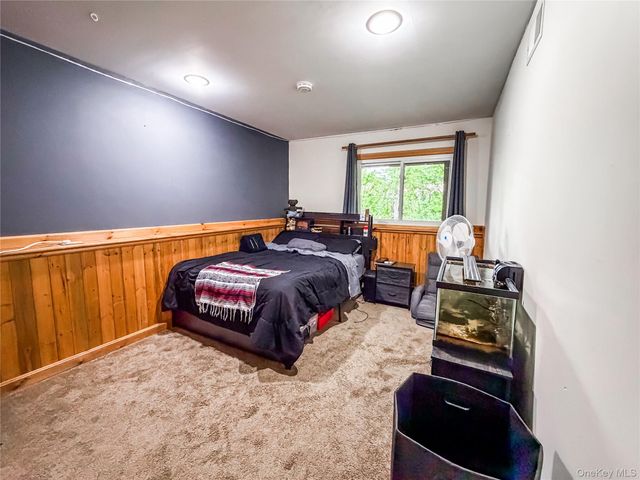 12 Chaucer Road, Staatsburg, NY 12580