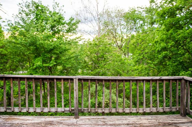 12 Chaucer Road, Staatsburg, NY 12580