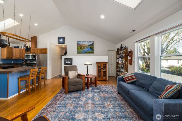 412 Jefferson Street, Mount Vernon, WA 98274