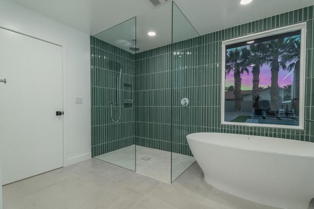 2139 N Deborah Road, Palm Springs, CA 92262