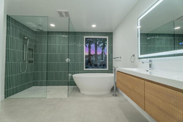 2139 N Deborah Road, Palm Springs, CA 92262