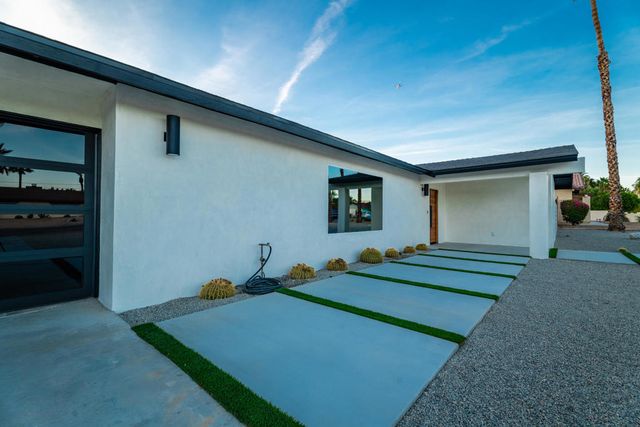 2139 N Deborah Road, Palm Springs, CA 92262