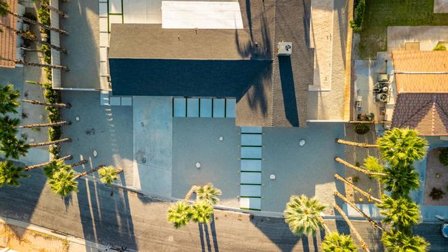 2139 N Deborah Road, Palm Springs, CA 92262
