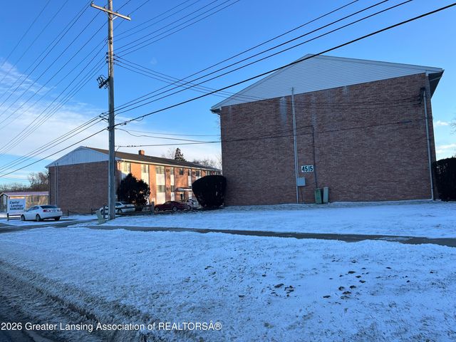 4437 N Grand River Avenue, Lansing, MI 48906