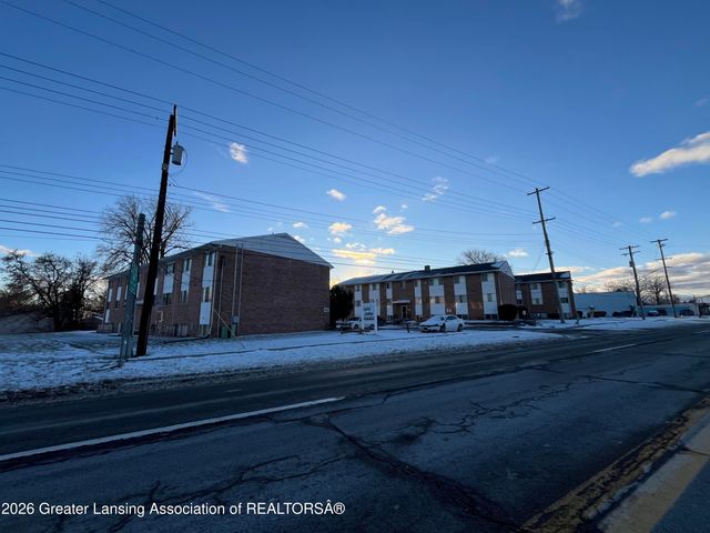 4437 N Grand River Avenue, Lansing, MI 48906