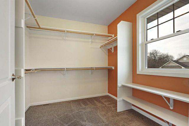 1172 Springbrook DRIVE, Burlington, WI 53105